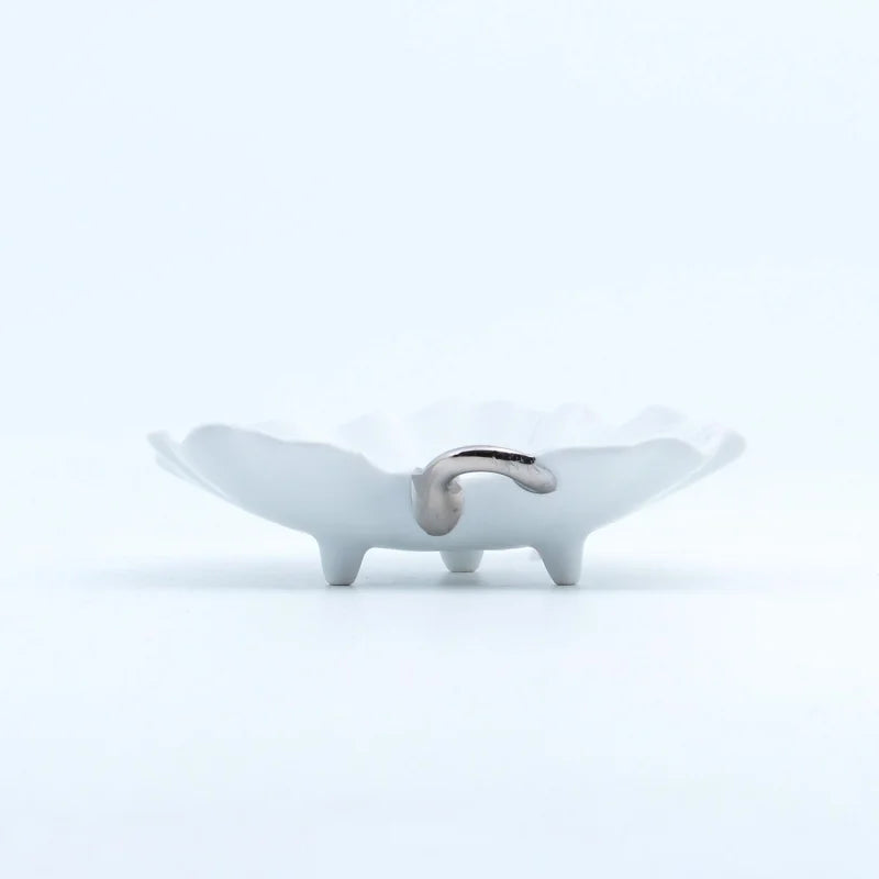 White porcelain (stem platinum) with small bowl shape