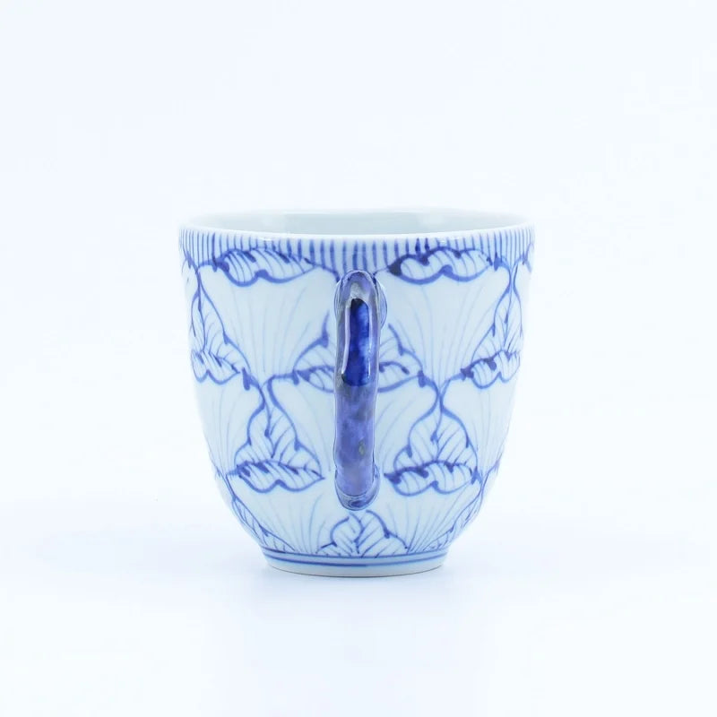 Petal pattern mug (blue)
