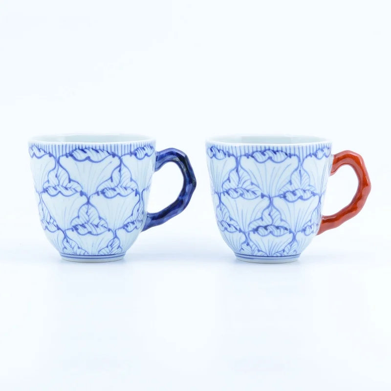 Petal pattern mug (blue)