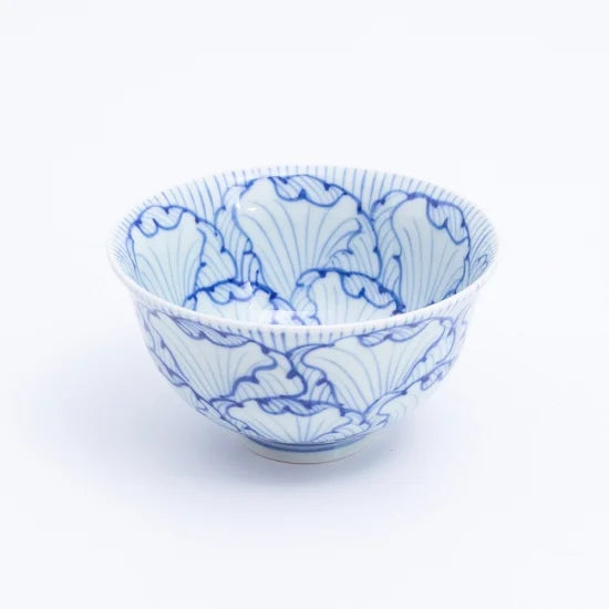 Petal pattern rice bowl (large)