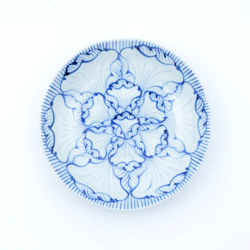 Petal pattern 5.5 inch deep plate